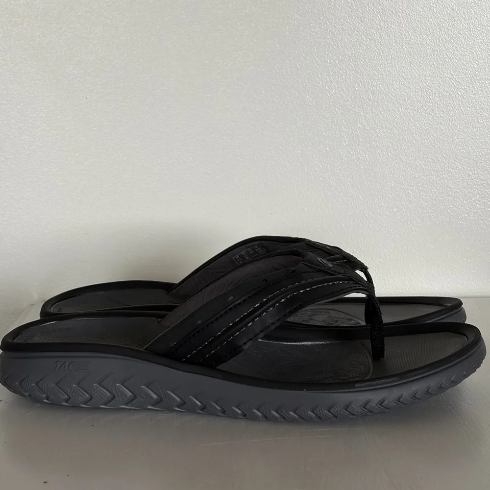 Clarks Wesley Post Men’s Black Athletic Flip Flop Sandals 12M